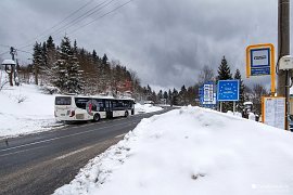 Autobusová zastávka směrem do Česka (2022)