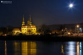 Velehradská bazilika v měsíčním svitu (2020)
