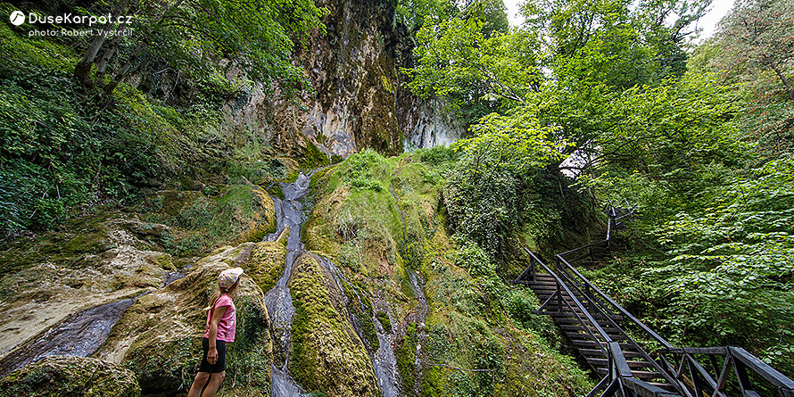 Pohádkový vodopád Skakavac v lesoparku Jankovac