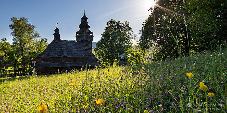 Dřevěný kostelík Čornoholova