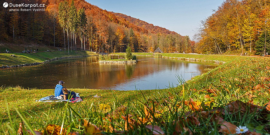 Makovica - umělé jezero v parku Šenborna