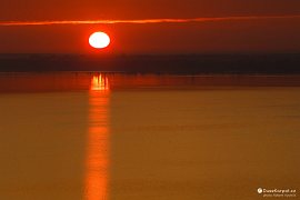 Balatonské východy slunce mají tisíce podob (2021)