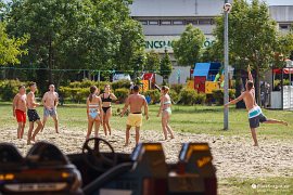 Plážový volejbal ve Velence (2021)