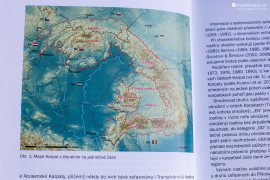 Mapa členění Karpat uváděná v knize