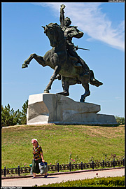 Tiraspol (Тирасполь) - Alexandr Suvorov (Александр Суворов) na koni