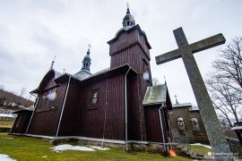 Dřevěný kostel v tiché vsi Czyrna (2024)