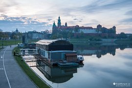 Hrad na Wawelu nad řekou Vislou (2017)