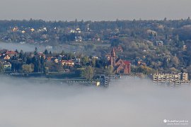 Výhled od pevnosti Kruhel na kostel Boží milosti (Kościół Miłosierdzia Bożego) (2017)