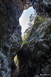 Skalní okno v jeskyni Staatzer Loch (2020)