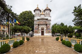 Pravoslavný kostel NPM září barvami nástěnných maleb (2023)