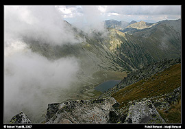 Retezat - jezero Peleaga z vrcholu Peleaga