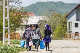 Místní obyvatelé v Ungureni (2018)