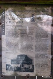 Historie turistiky v okolí Modry, článek z tiskoviny Národná osveta 6/2001, na fotografii zachycena původní Zochova chata (2024)